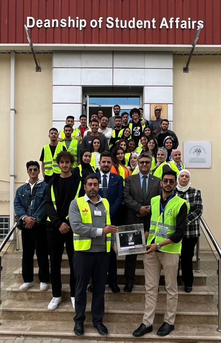 تبرعات جامعة الشرق الأوسط بواسطة الهيئة الخيرية الأردنية الهاشمية لجمع التبرعات لقطاع غزة