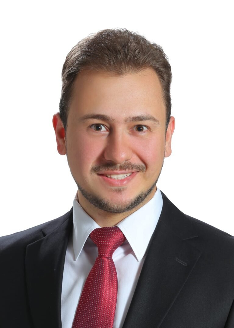 الدكتور منير الشاطر يفوز بجائزة شومان للباحثين والعلماء العرب 2023