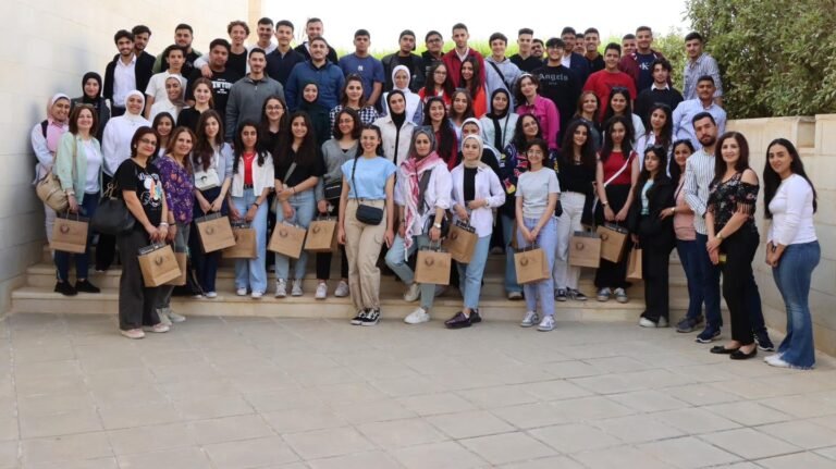 الجامعة الامريكية في مادبا تستضيف طلاب مدرسة البطريركية اللاتينية / الكرك