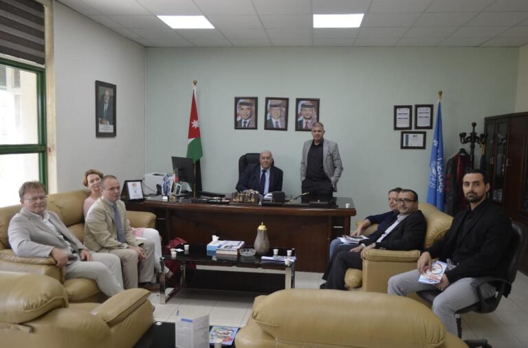 وفد من جامعة SZEGED الهنغارية يزور عمان الأهلية