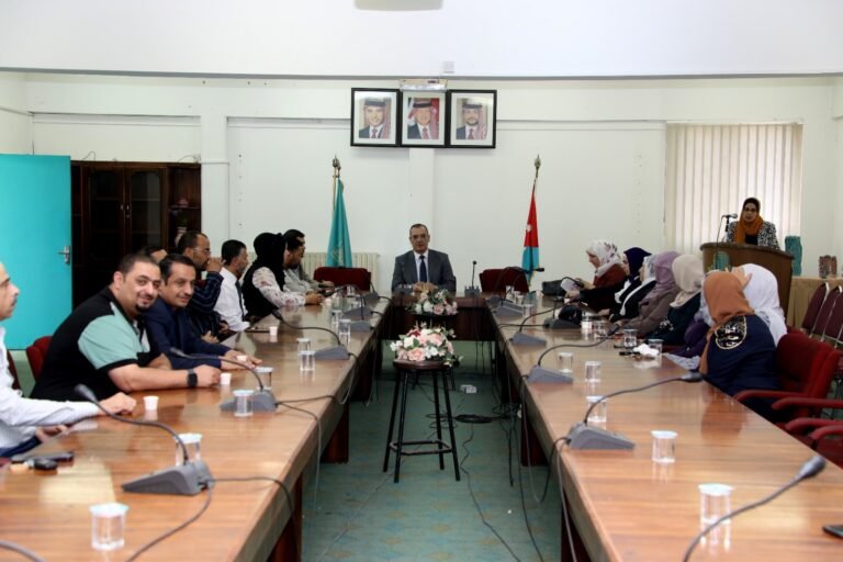 مركز الاستشارات والتدريب في جامعة آل البيت يخرج عدداً من المشاركين في دوراته
