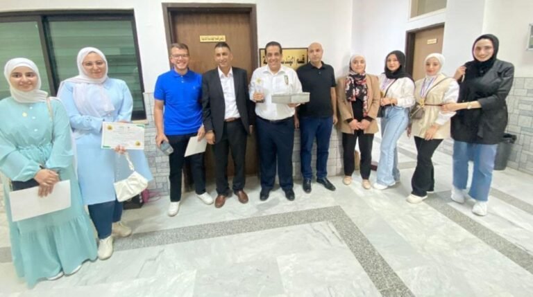 فريق من هندسة البلقاء التطبيقية يفوز بالمركز الأول في مسابقة القوارب الخرسانية