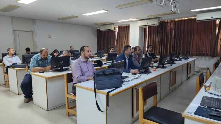 جامعة العلوم والتكنولوجيا تنظم ورشة تدريبة بعنوان” التحكم في الروبوتات”