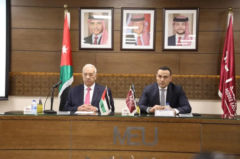 العين الدكتور ناصر الدين يؤكد دور المرأة في بناء المجتمع