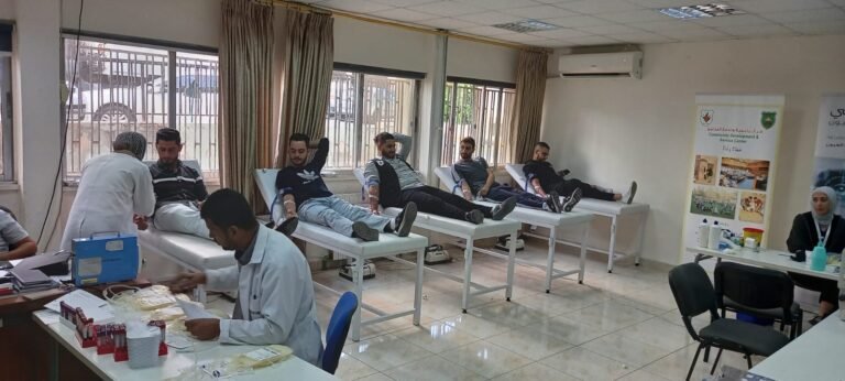 مركز تنمية وخدمة المجتمع في الجامعة الأردنية يستأنف حملات التبرع بالدم