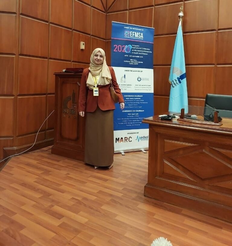 أكاديمية من جامعة الزرقاء تشارك في المؤتمر الدولي المصري لبحوث الميكروبيوم