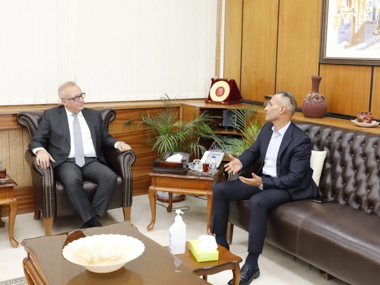 بحث التعاون بين اليرموك والمجلس العالمي الأمريكي للبرامج الدولية (CIEE)