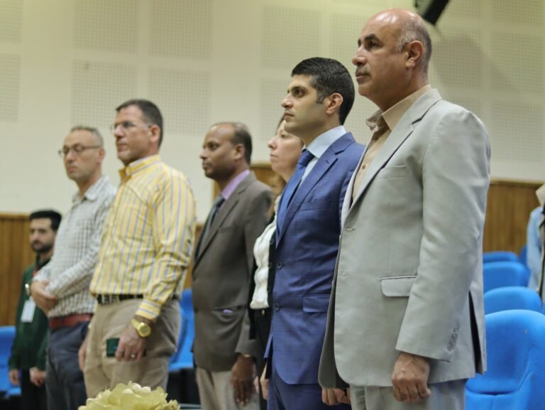 كلية الصيدلة في جامعة فيلادلفيا تقيم لقاء إرشادي لطلبتها الجدد