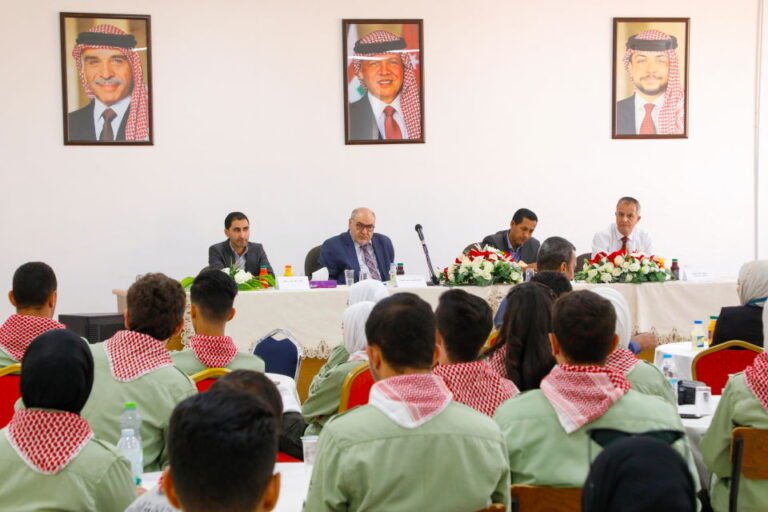 لقاء حواري في الجامعة الهاشمية يؤكد على استثمار طاقات الشباب وجوالة الجامعة هم من يعكسون الصورة المميزة للجامعة