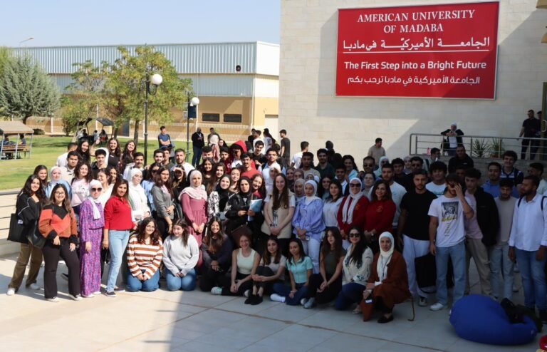 وجبة إفطار مع الطلاب الجدد في الجامعة الأمريكية في مادبا