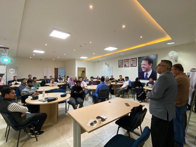 ورشة عمل لتدريب القادة الشباب في جامعة الطفيلة التقنية