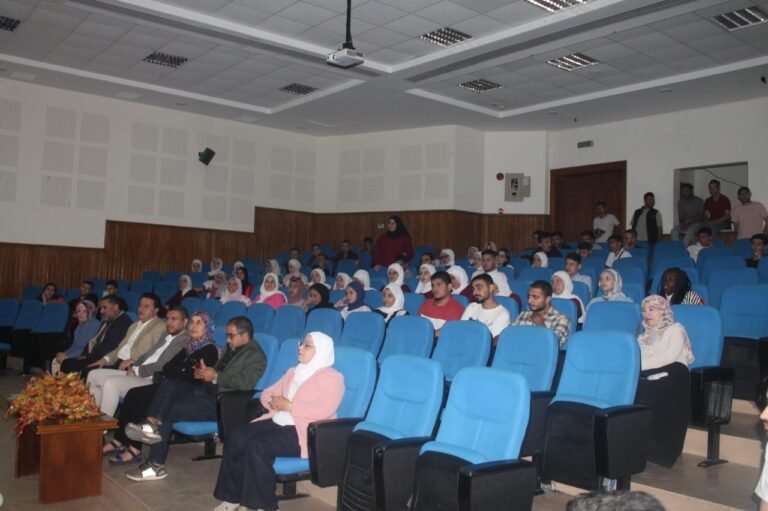 كلية التمريض في جامعة فيلادلفيا تقيم يوم استقبال لطلبتها الجدد