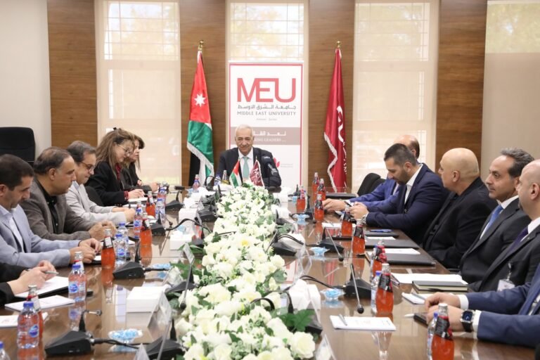 خلوة علمية تتفحص مستقبل تكنولوجيا المعلومات في “الشرق الأوسط” وتخرج بتوصيات هامة