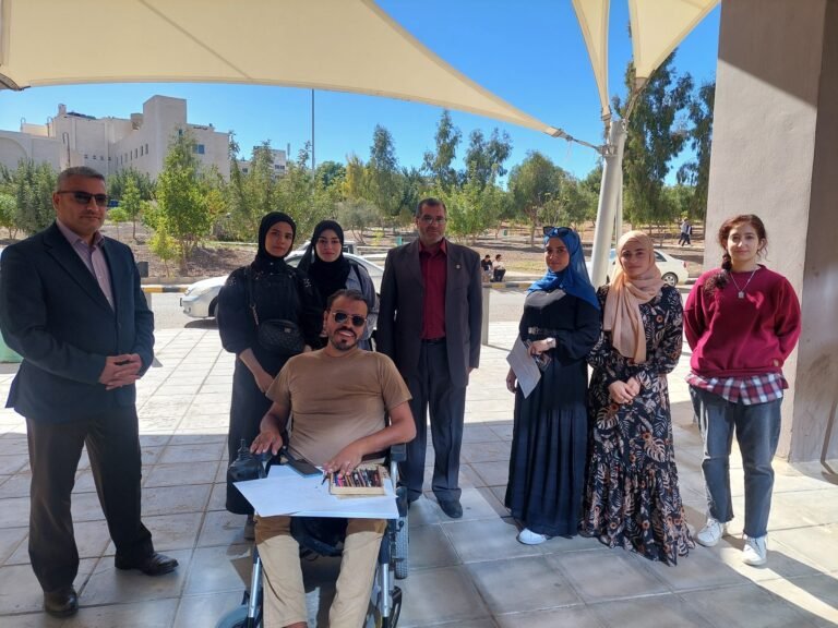 ورشة فنية بعنوان “جراح غزة” في جامعة الطفيلة التقنية