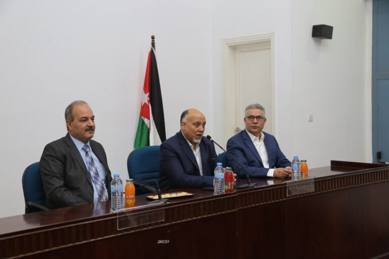 ورشة تدريبية حول الصحة النفسية والدعم الاجتماعي في جامعة الزيتونة الأردنية