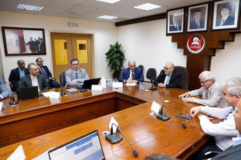 جلسة مجلس كلية الطب للعام الأكاديمي 2023/2024 في الجامعة الهاشمية