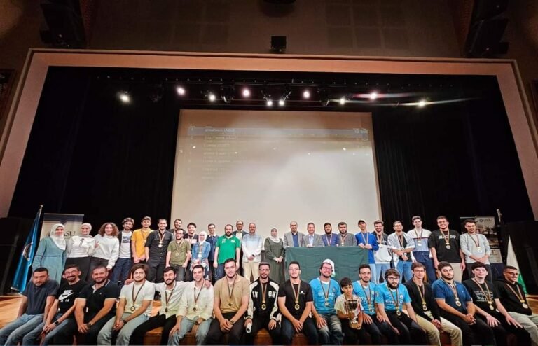 “اليرموك”: فوز طلبة “تكنولوجيا المعلومات” بمسابقة البرمجة الوطنية وتأهلهم للمسابقة العربية بمصر