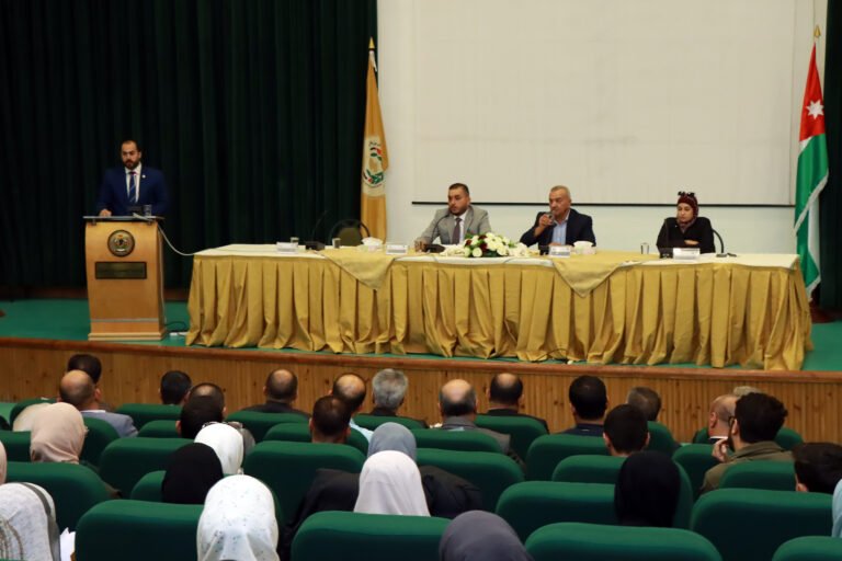 لقاء علمي حواري للهندسة المدنية في جامعة الحسين بن طلال