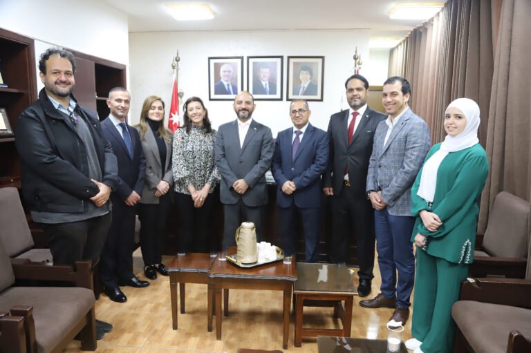 محاضرة ثقافية للسفارة البنمية في “الأردنية”