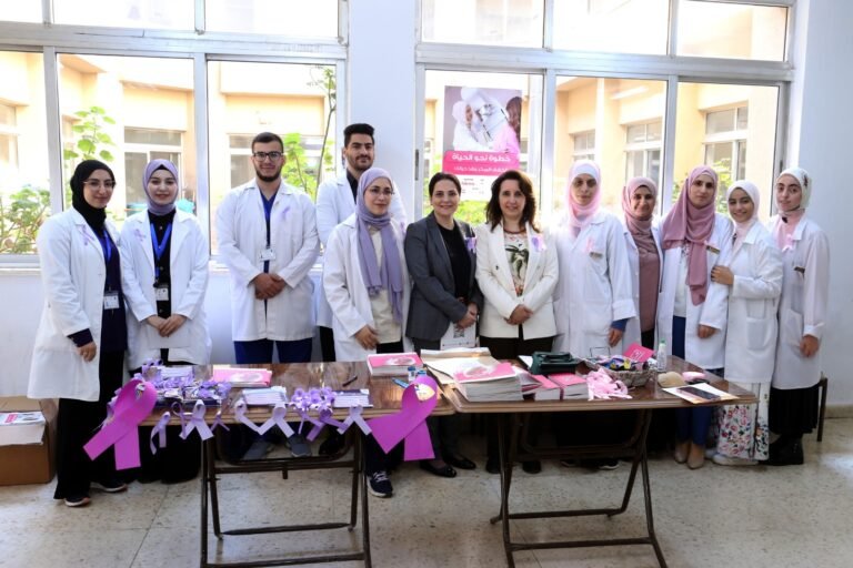 كليتا التمريض والطب في “الأردنية” تنظمان نشاطا صحيا للتوعية بسرطان عنق الرحم وسرطان الثدي