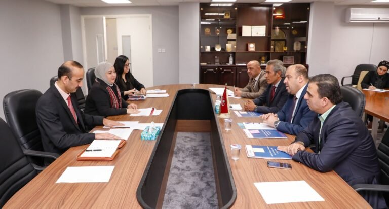 الجامعة الهاشمية تناقش خطة تطوير واستدامة برنامج دبلوم إعداد المعلمين