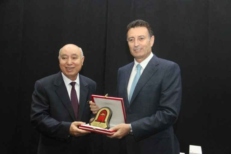 الصفدي يحاضر في جامعة مؤتة ويثمن مواقف القيادة الداعمة للأشقاء في فلسطين