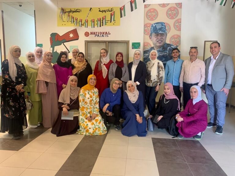 وفد مركز التأهيل البصري من الجامعة الألمانية يزور الأكاديمية الملكية للمكفوفين