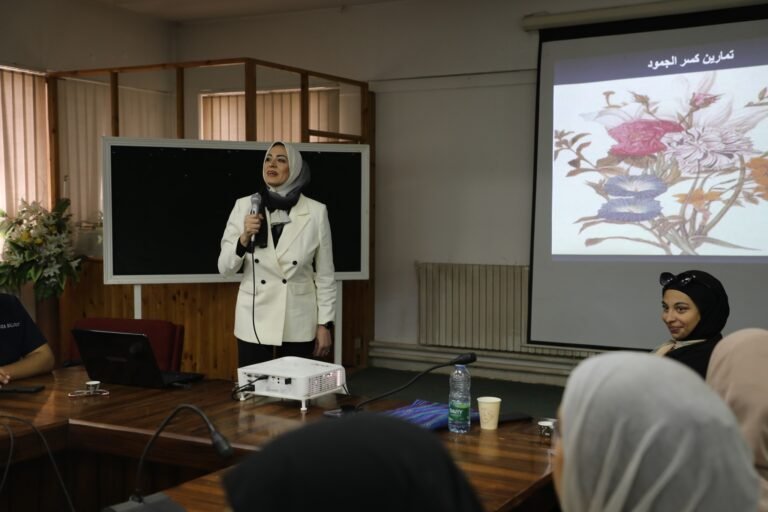 ورشة تدريبية بعنوان “التحدث أمام الجمهور ومهارات العرض والتقديم” في جامعة ال البيت