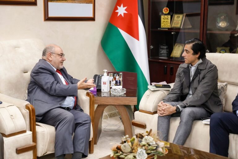 “الهاشمية” والـUSAID تبحثان تطوير برنامج التعليم المبكر من رياض الأطفال وحتى الصف الثالث