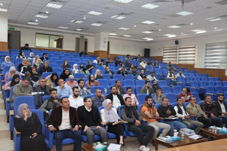 جامعة عجلون الوطنية تنظم محاضرة بعنوان ”امشي بأمان”