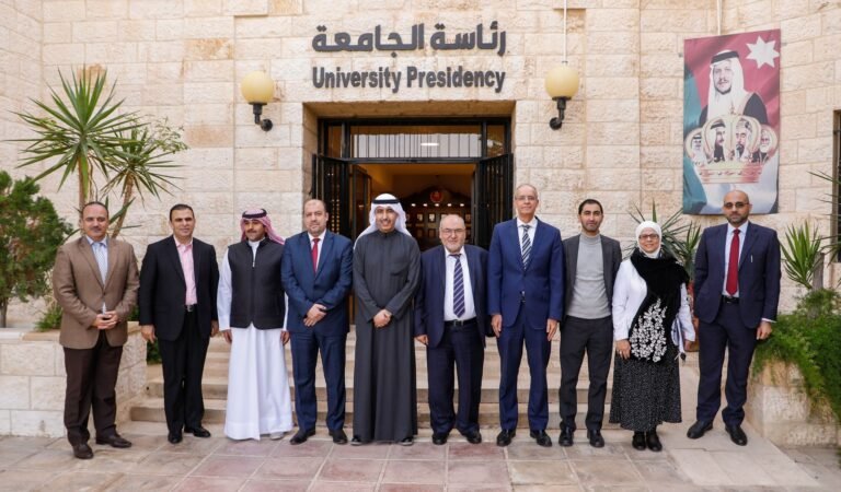 السفير الكويتي يزور الجامعة الهاشمية ويُشيد بجودة مخرجاتها