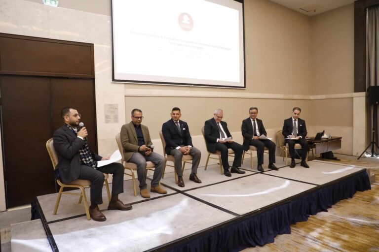 جلسات مؤتمر “الريادة والابتكار في الجامعات” تؤكد على نشر ثقافة الريادة والابتكار في الخطط الدراسية