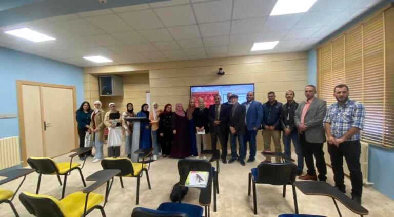 جامعة إربد الأهلية تنظم ورشة عمل بعنوان: الفن الإسلامي وأثره في العمارة والتصميم