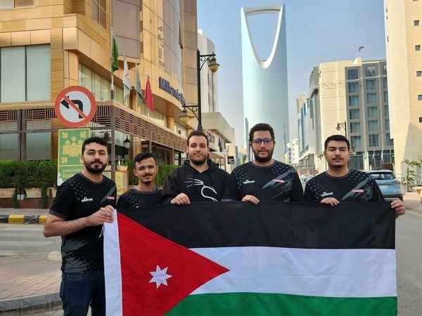 مراكز متقدمة لطلبة جامعة العلوم والتكنولوجيا في نهائيات مسابقة أمن المعلومات العالمية