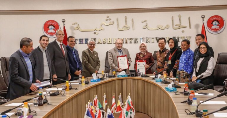 مذكرة تفاهم بين الجامعة الهاشمية والجامعة الحكومية الإسلامية الأندونيسية/رادين فتاح