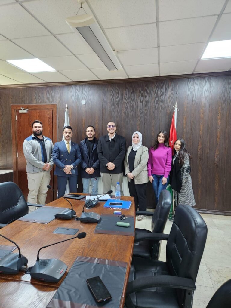 فوز الجامعة العربية المفتوحة في مسابقة ومناقشة فكرية تابعة لمركز المحادثة