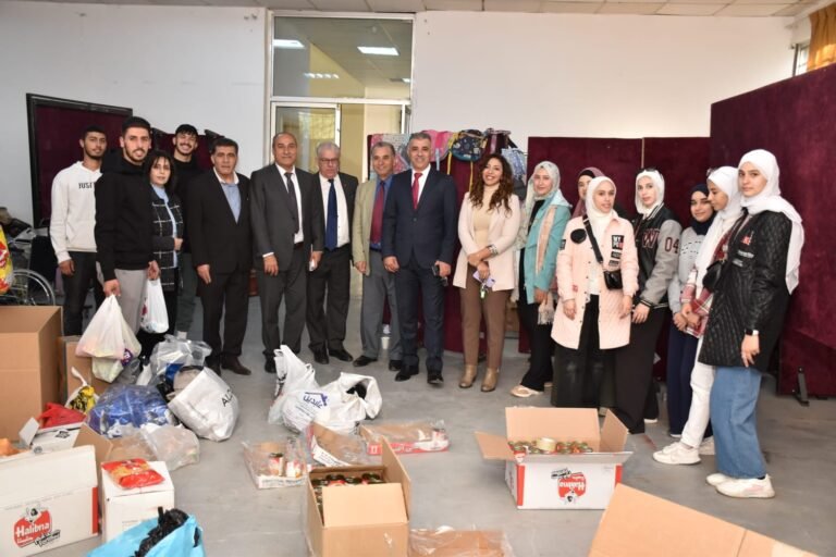 “شؤون الطلبة” في جامعة اليرموك تواصل تنفيذ حملة جمع التبرعات العينية لأهلنا في فلسطين
