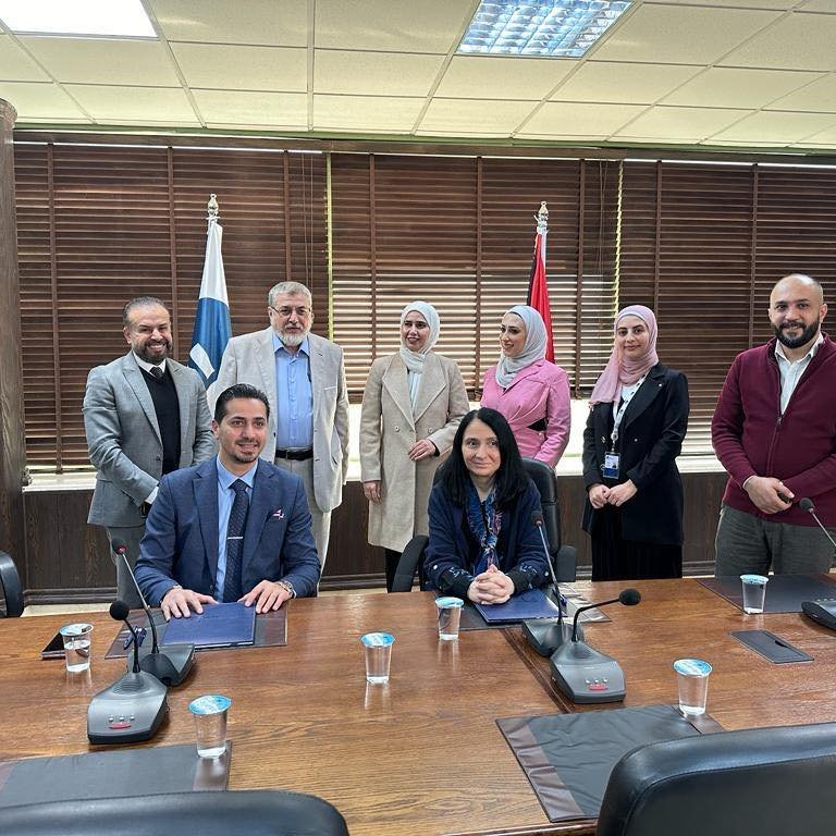اتفاقية شراكة وتدريب في الجامعة العربية المفتوحة لخدمة المجتمع المحلي