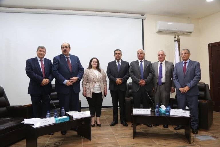ندوة حوارية في جامعة الزيتونة بعنوان “دور الأردن والهاشميين في الدفاع عن القضية الفلسطينية”