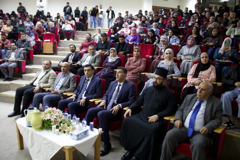 “أردنية العقبة” تحتفي باليوم العالميّ للُّغةِ العربيّةِ