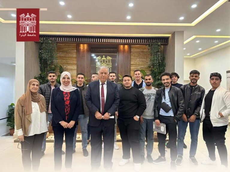 جامعة البترا تنظم محاضرات للتعريف بخدماتها الإلكترونية