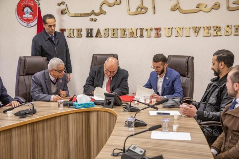 مذكرة تفاهم بين الجامعة الهاشمية و”شركة سواعد” لتعزيز فرص التشغيل الذاتي للطلاب والخريجين