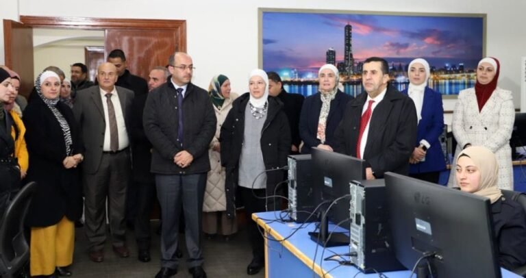 العجلوني يفتتح الموقع الالكتروني للتوظيف والربط مع الصناعة في البلقاء التطبيقية