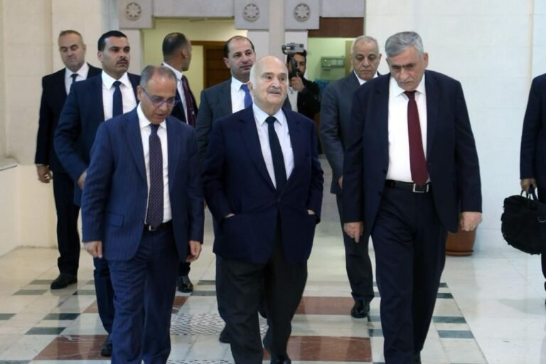 الأمير الحسن يشارك في جلسة حوارية في الجامعة الأردنية