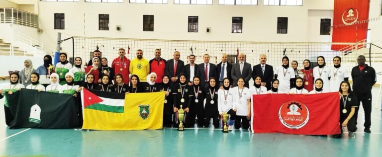 فريق طالبات “الأردنية” يفوز في بطولة الجامعات للكرة الطائرة