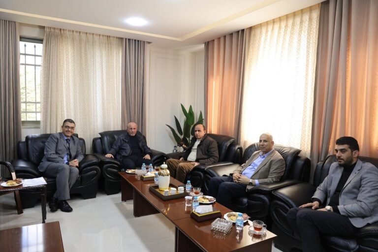 رئيس جامعة عجلون الوطنية يستقبل المجلس الأمني في محافظة عجلون
