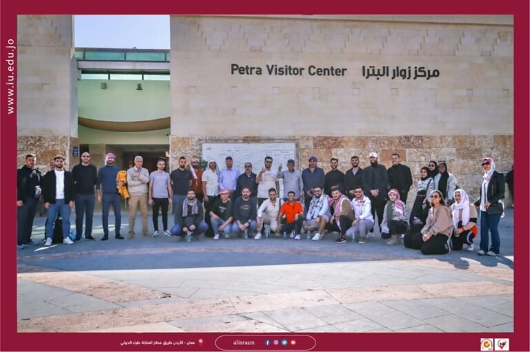 جامعة الإسراء تشارك في الملتقى الثالث للطلبة العرب الدارسين في الجامعات الأردنية