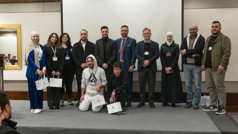 جامعة الحسين التقنية تحتل المركز الثاني في هاكاثون الذكاء الاصطناعي