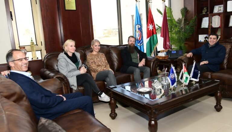 جامعة العلوم والتكنولوجيا ومعهد غوته الألماني يبحثان التعاون