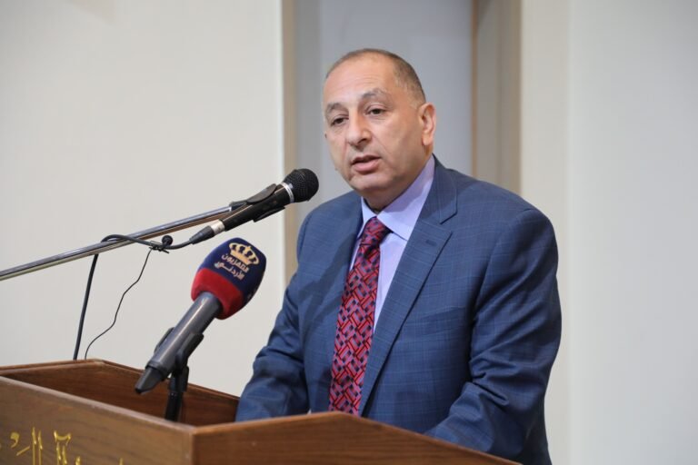 رئيس جامعة آل البيت نصير يرعى مؤتمر كاتبات عربيات : “مسارات في العالم العربي وحوله”